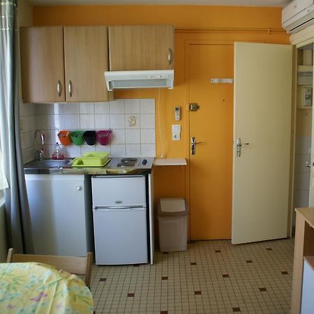 Au Coeur De Bourg Csm Apartment Courseulles-sur-Mer Cameră foto